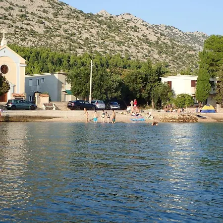 Apartman In Paklenica, Only 200 M From The Sea