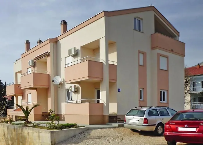 In Near & Paklenica Apartment *