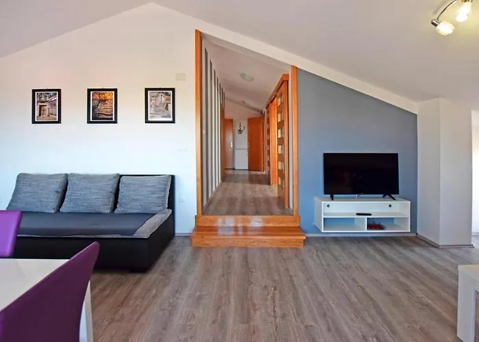 Apartment In Near & Paklenica Starigrad Paklenica