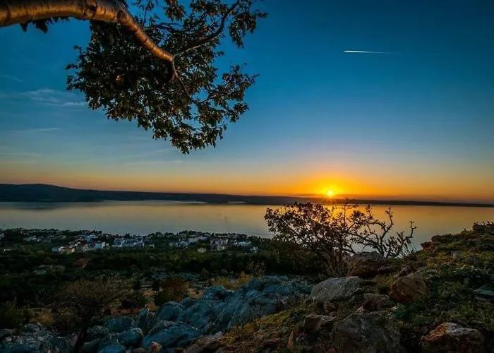 Apartment In Near & Paklenica Starigrad Paklenica